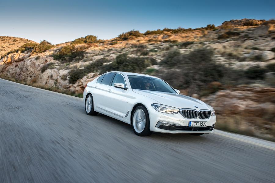  BMW 520d Sedan Luxury Line 2017 года  (WW) (фото 17 из 42)